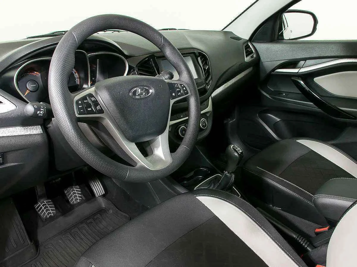 LADA Vesta SW Cross, Серый, 2019, Механическая, 106 л.с., цена от 726 000 руб.