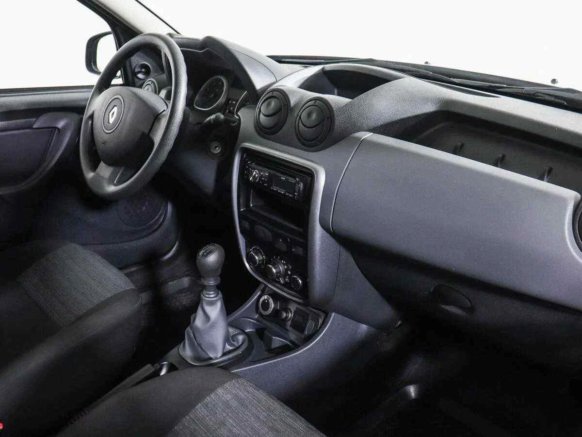 Renault Duster, Коричневый, 2014, Механическая, 102 л.с., цена от 659 000 руб.
