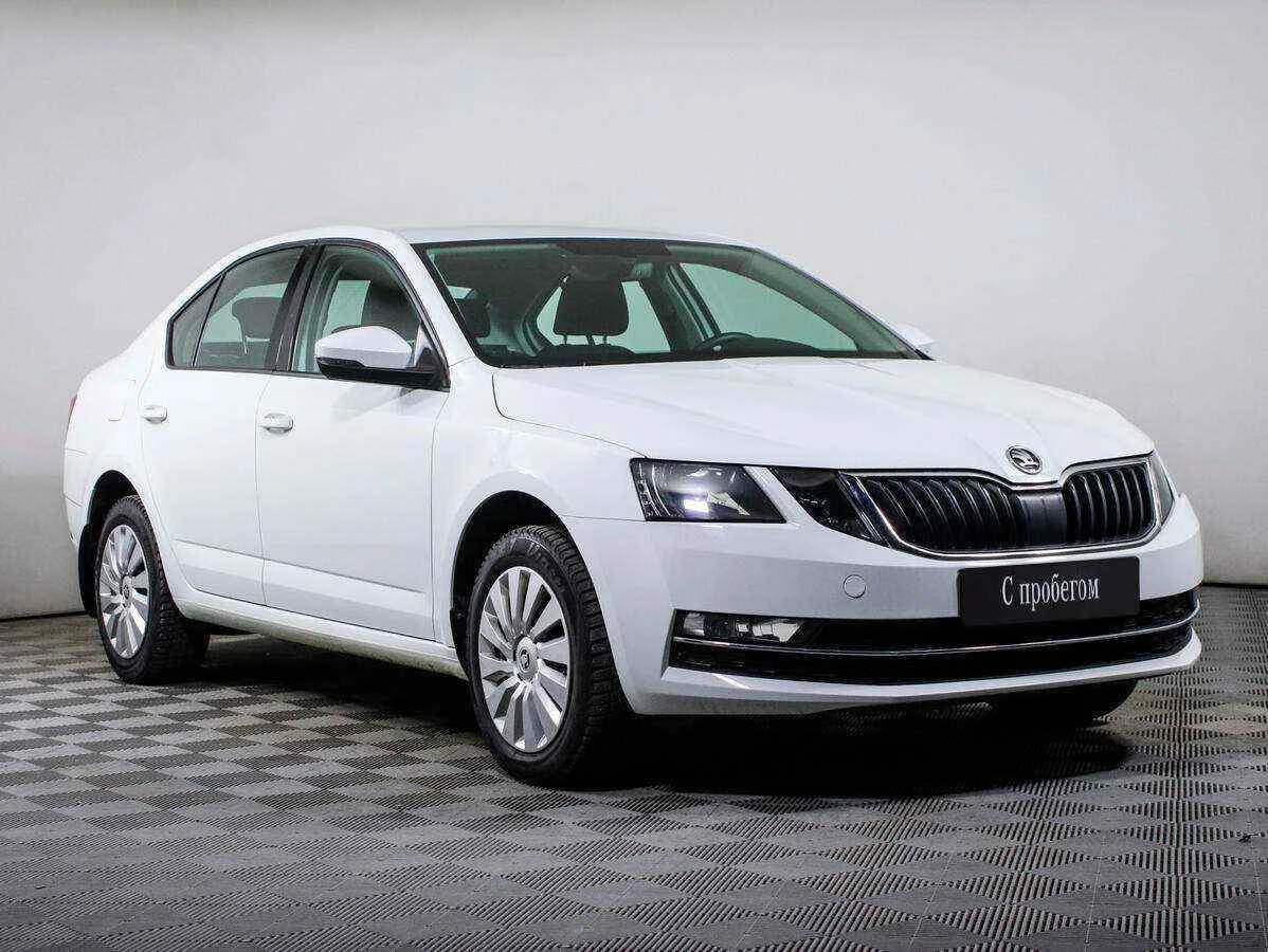 Skoda Octavia, Белый, 2018, Автоматическая, 110 л.с., цена от 1 070 000 руб.