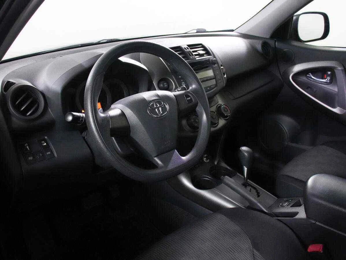 Toyota RAV 4, Черный, 2013, Вариатор, 148 л.с., цена от 1 049 000 руб.