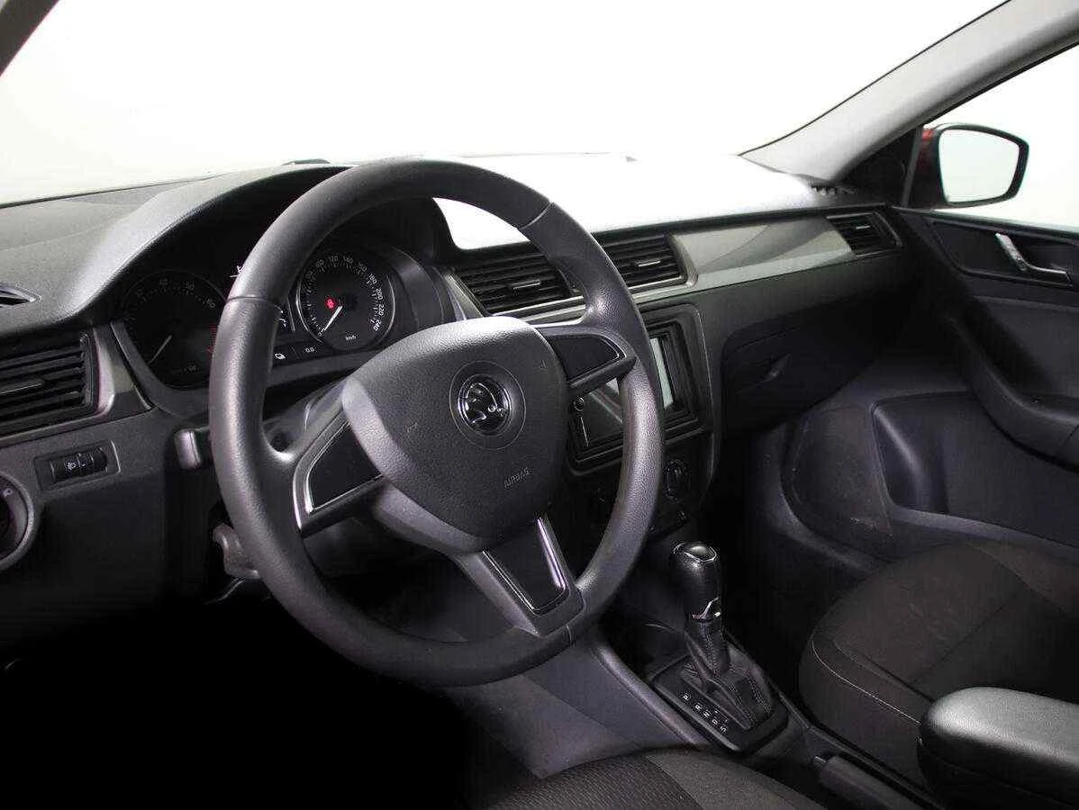 Skoda Rapid, Красный, 2017, Автоматическая, 110 л.с., цена от 550 000 руб.