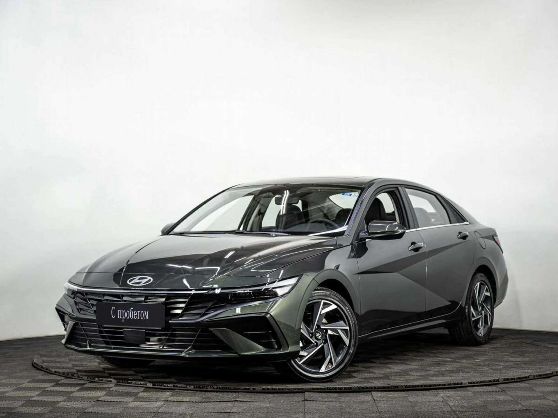 HYUNDAI ELANTRA, Зеленый, 2023, Вариатор, 115 л.с., цена от 1 567 200 руб.