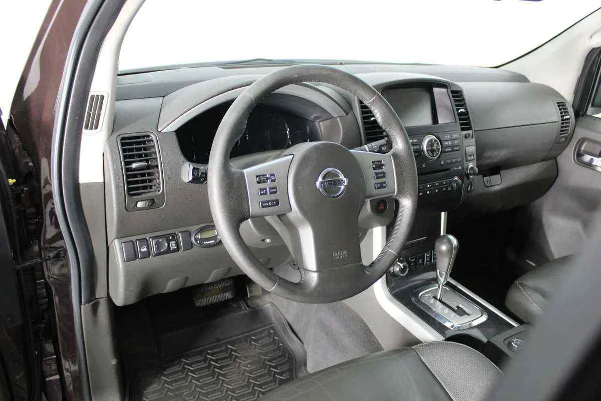 Nissan Pathfinder, Коричневый, 2012, Автоматическая, 190 л.с., цена от 1 214 000 руб.