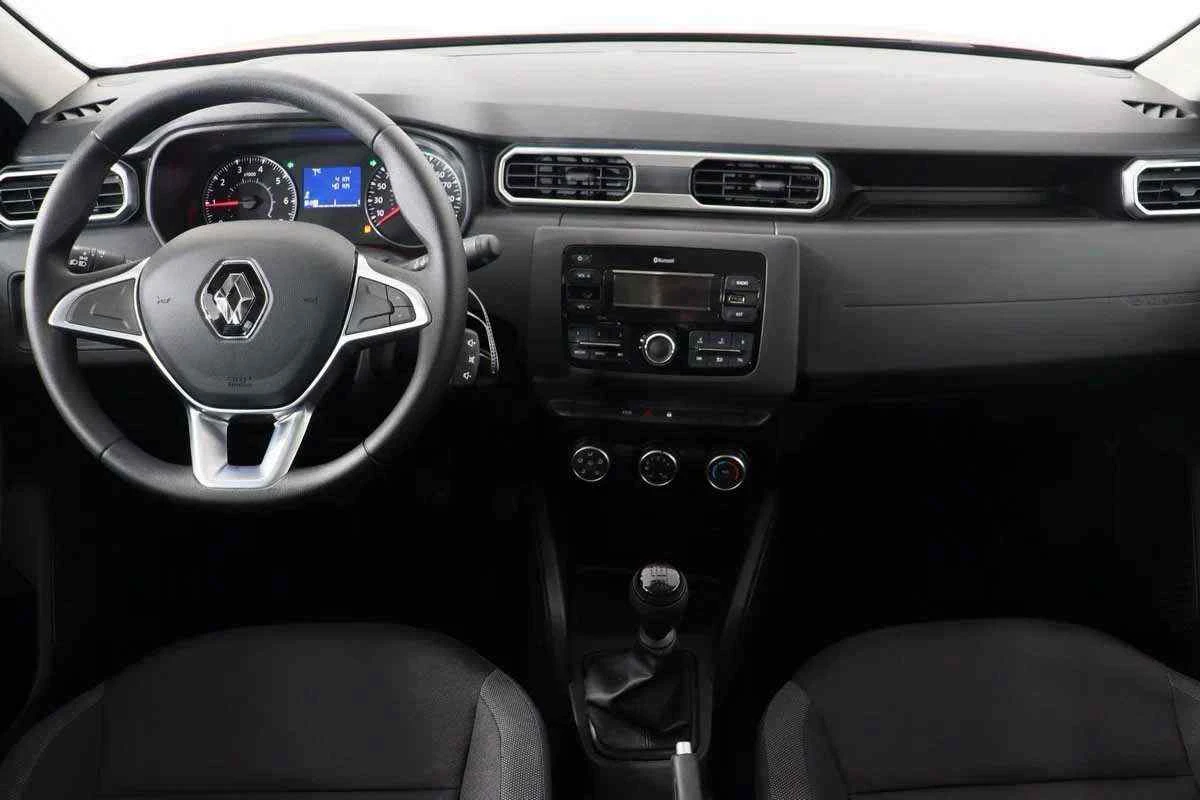 Renault Duster, Золотой, 2022, Механическая, 109 л.с., цена от 2 099 000 руб.
