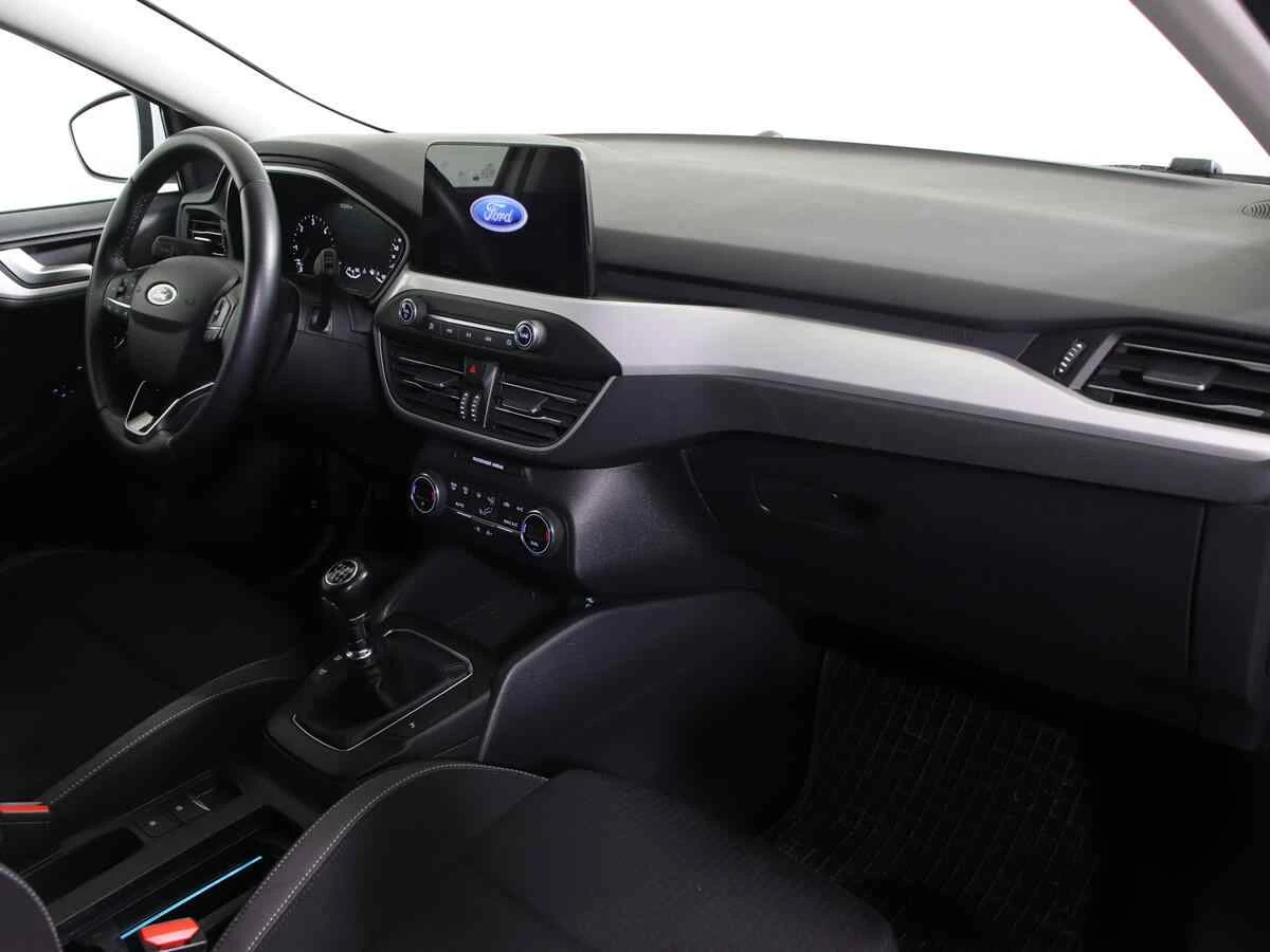 Ford Focus, Белый, 2019, Механическая, 120 л.с., цена от 960 000 руб.