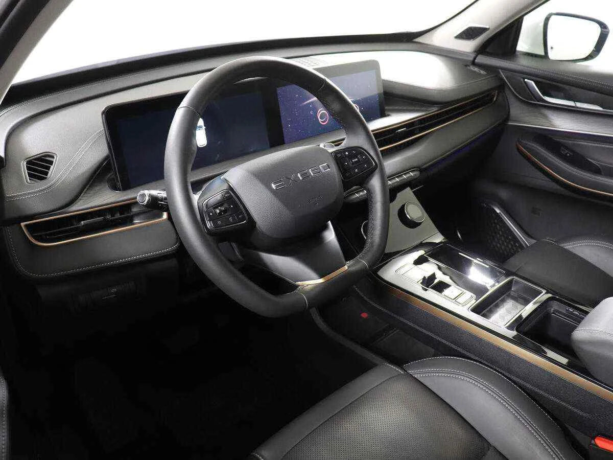 EXEED LX, Белый, 2021, Вариатор, 147 л.с., цена от 2 422 000 руб.