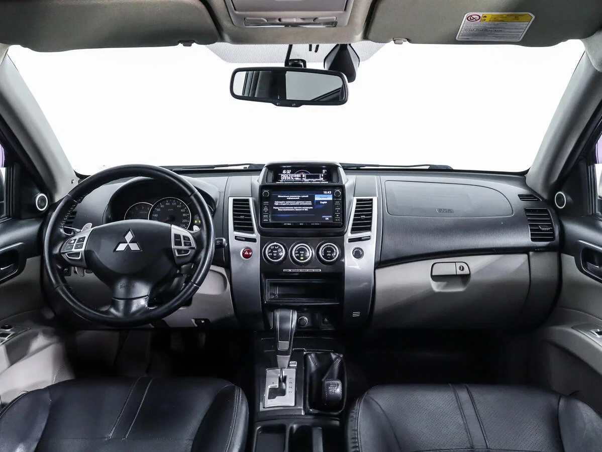 Mitsubishi Pajero Sport, Черный, 2014, Автоматическая, 178 л.с., цена от 1 402 900 руб.