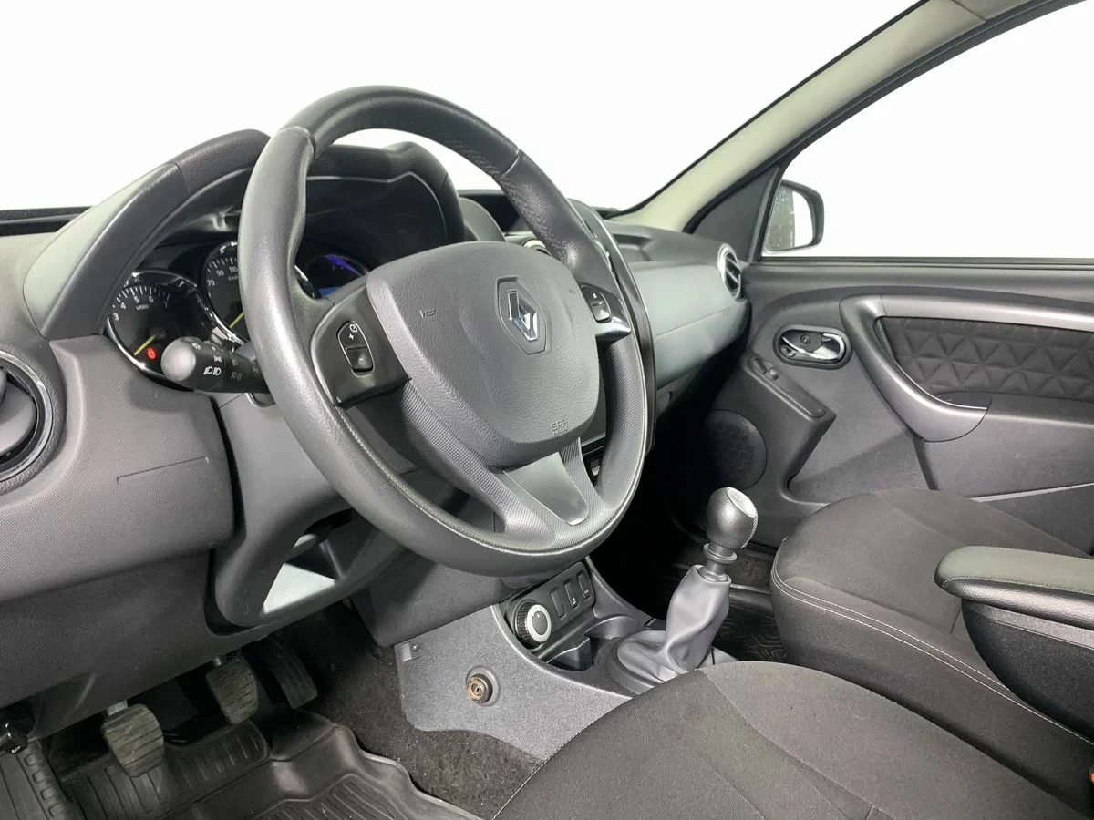 Renault Duster, Коричневый, 2017, Механическая, 2.0 л.с., цена от 1 140 000 руб.