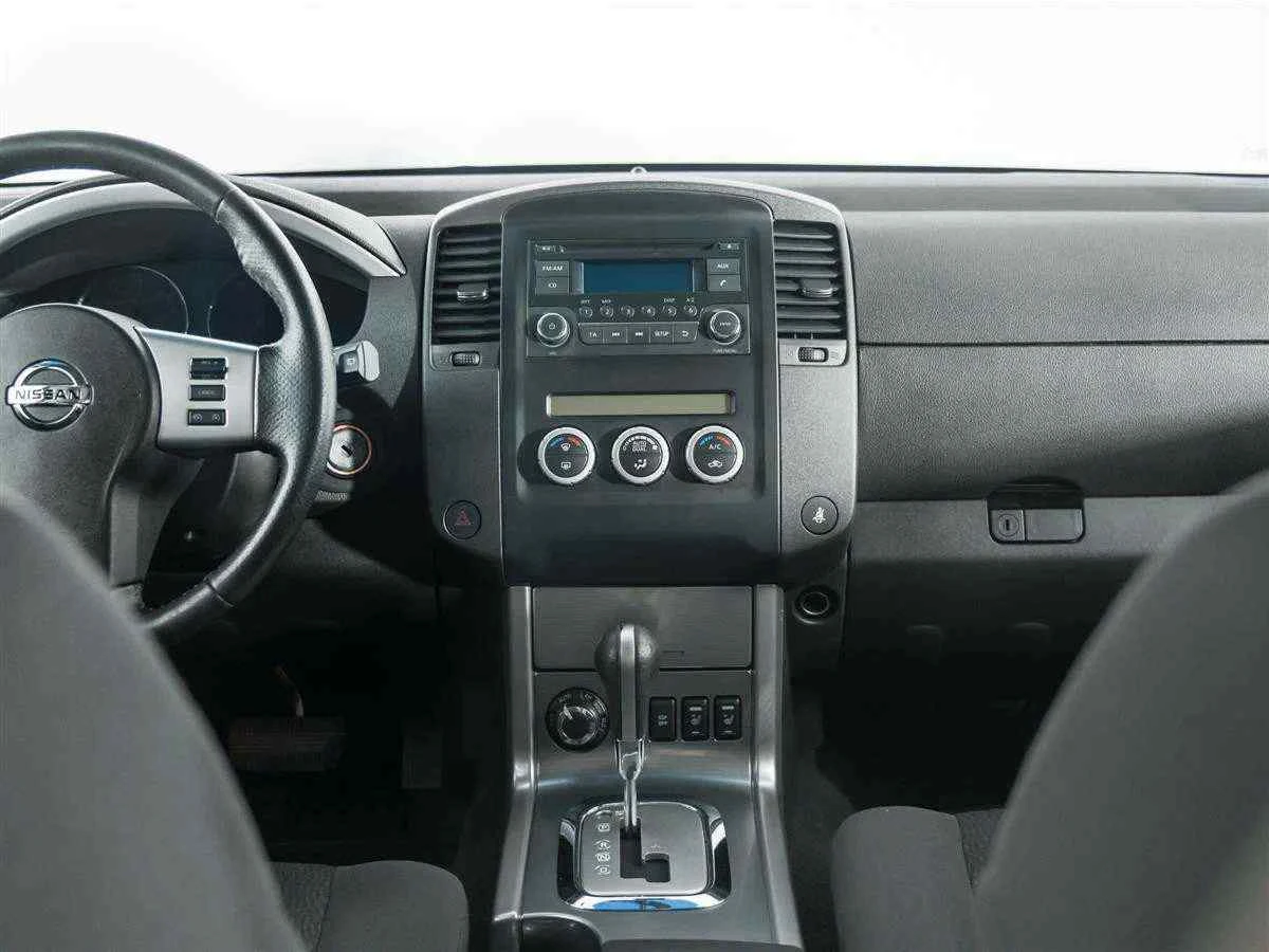 Nissan Pathfinder, Коричневый, 2011, Автоматическая, 190 л.с., цена от 1 024 000 руб.