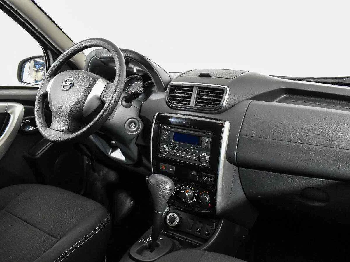 Nissan Terrano, Серебряный, 2016, Автоматическая, 143 л.с., цена от 730 000 руб.