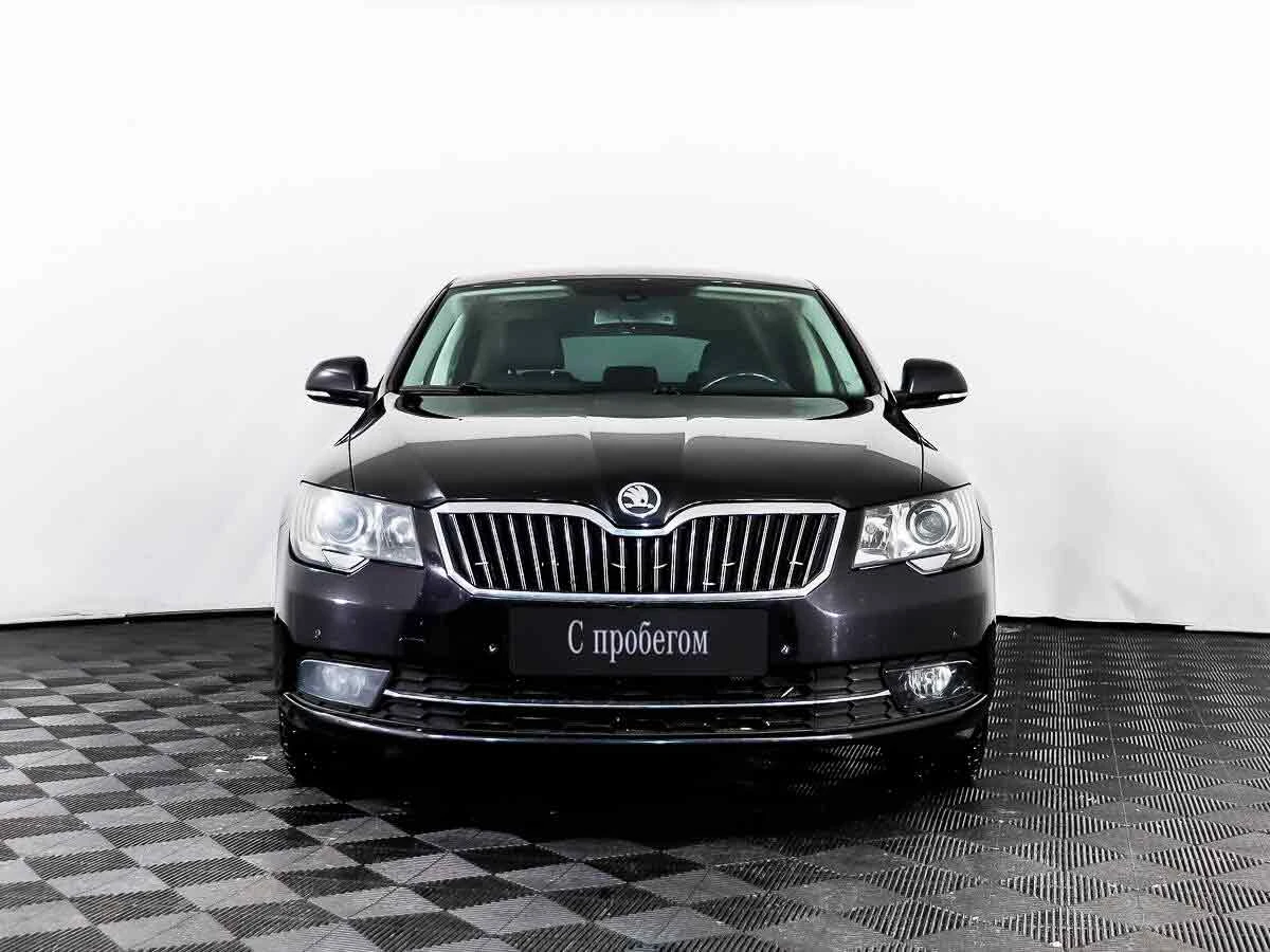 SKODA SUPERB, Черный, 2013, Робот, 140 л.с., цена от 880 000 руб.