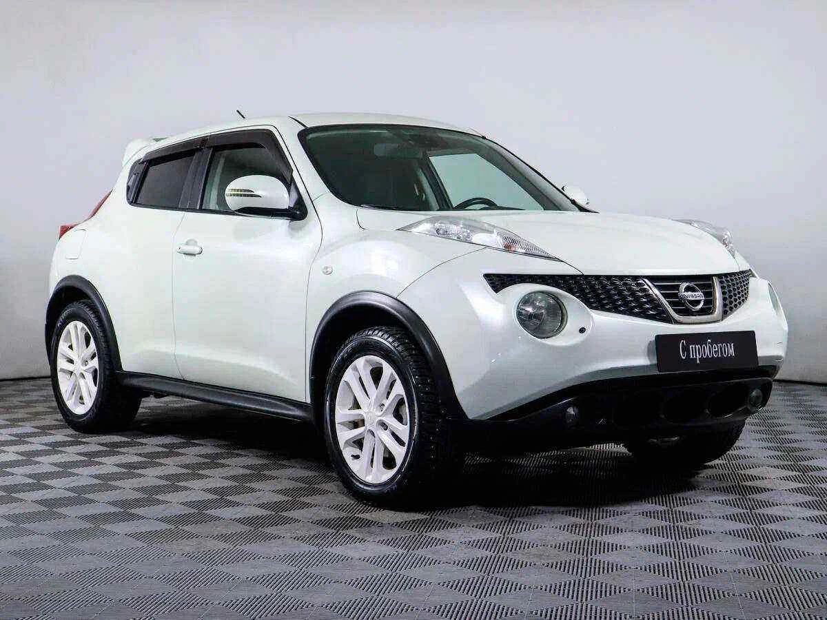Nissan Juke, Белый, 2011, Вариатор, 190 л.с., цена от 529 000 руб.