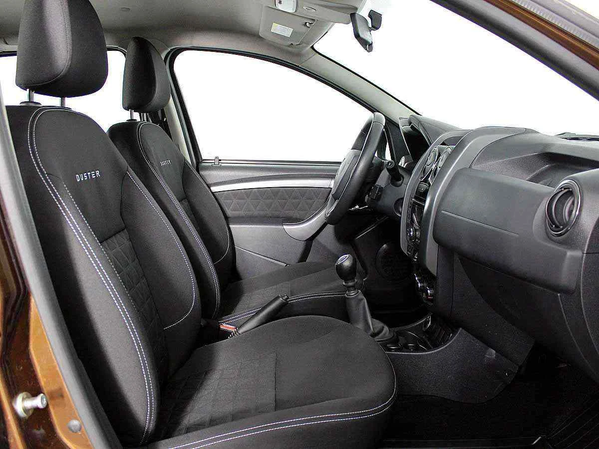 Renault Duster, Коричневый, 2016, Механическая, 143 л.с., цена от 929 000 руб.