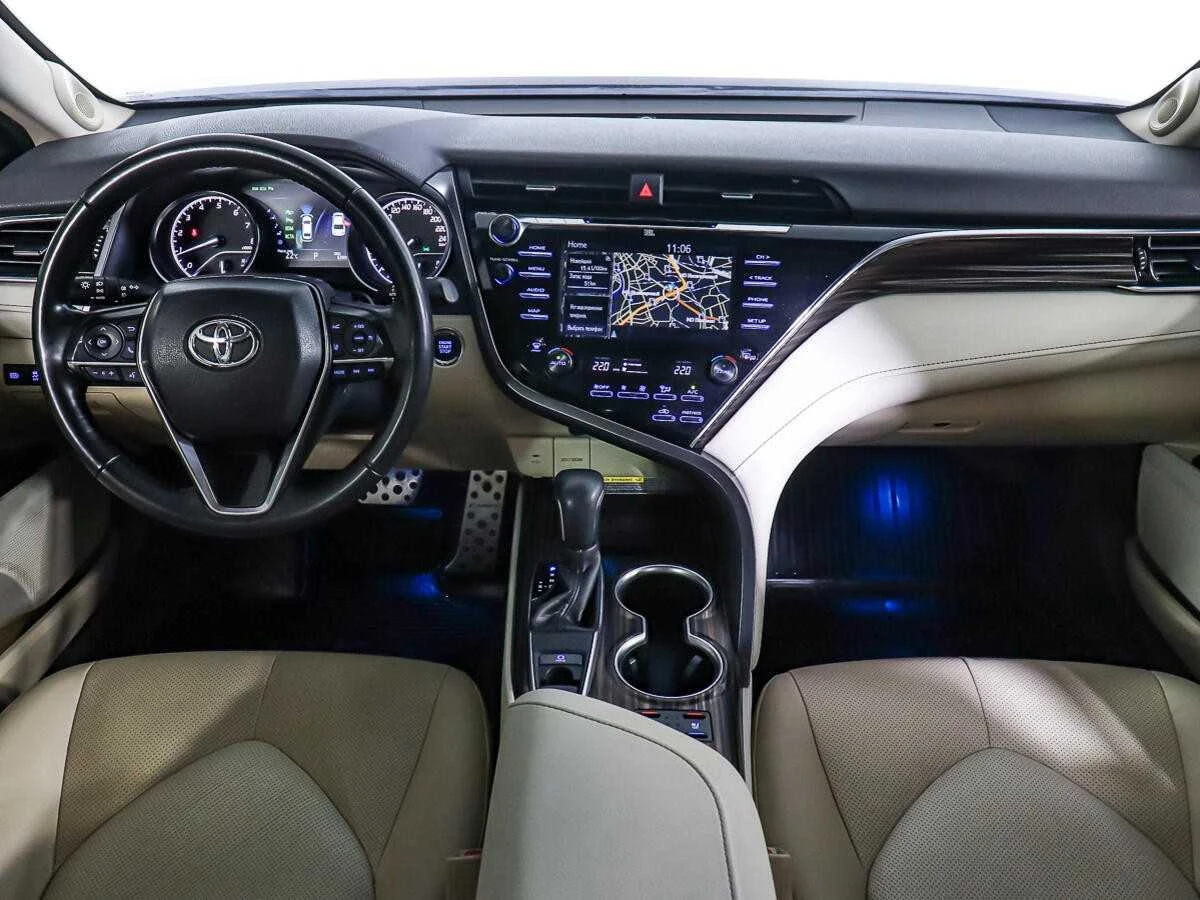TOYOTA CAMRY, Черный, 2018, Автоматическая, 249 л.с., цена от 2 368 000 руб.