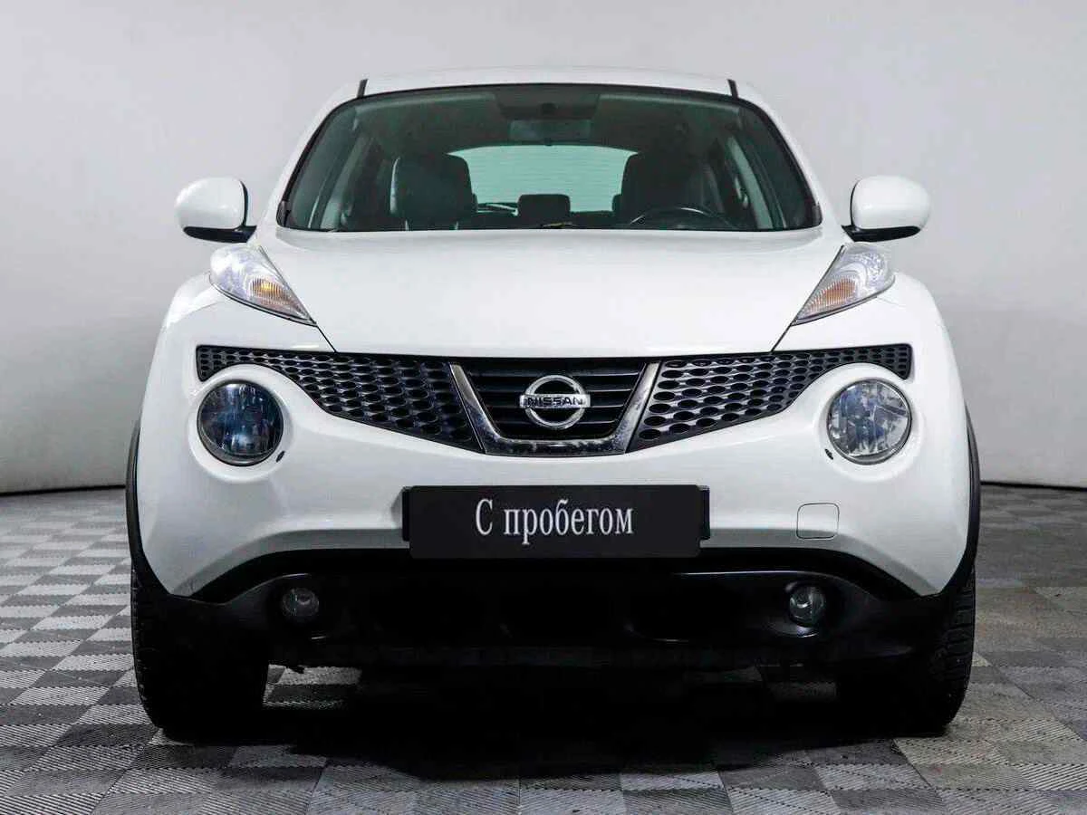 Nissan Juke, Белый, 2011, Вариатор, 117 л.с., цена от 530 000 руб.