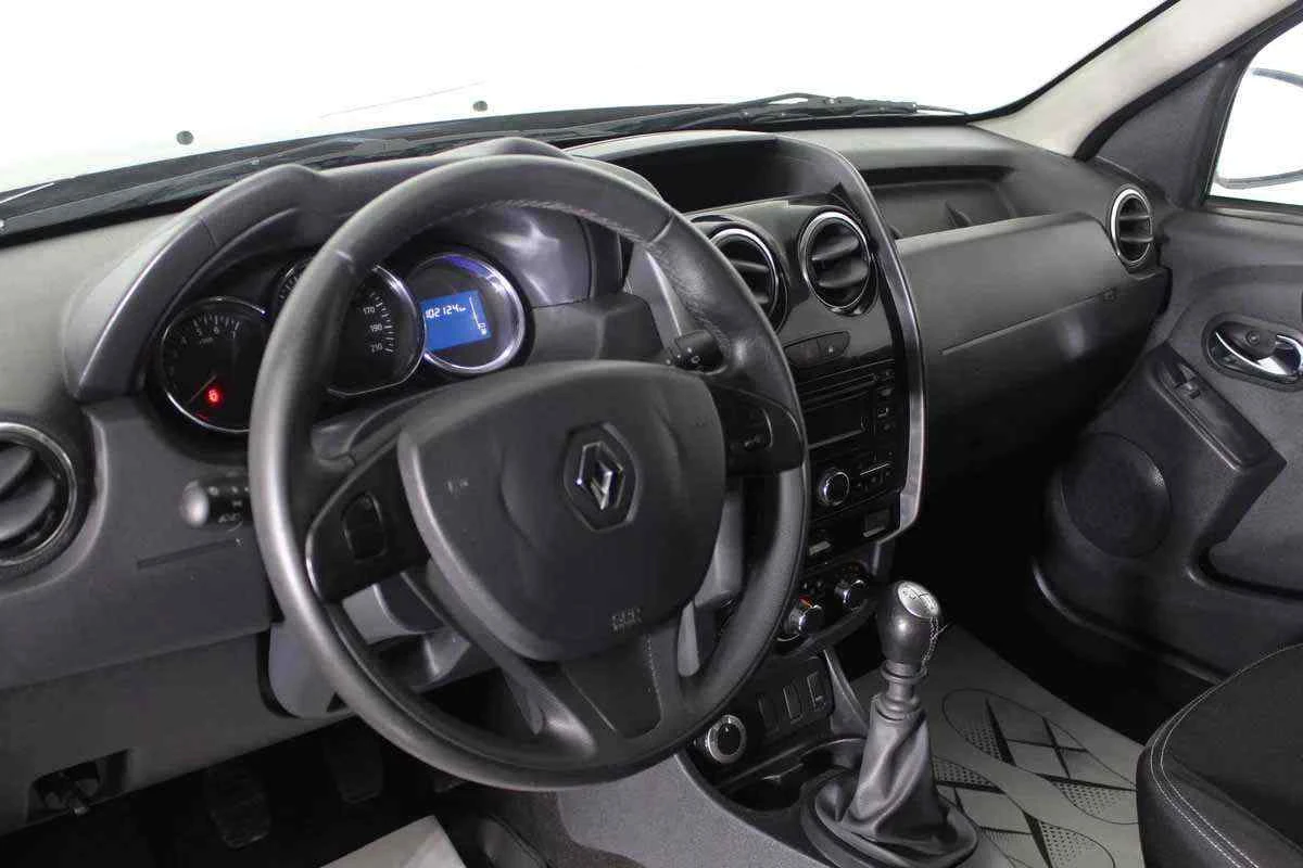 Renault Duster, Черный, 2016, Механическая, 143 л.с., цена от 1 110 000 руб.