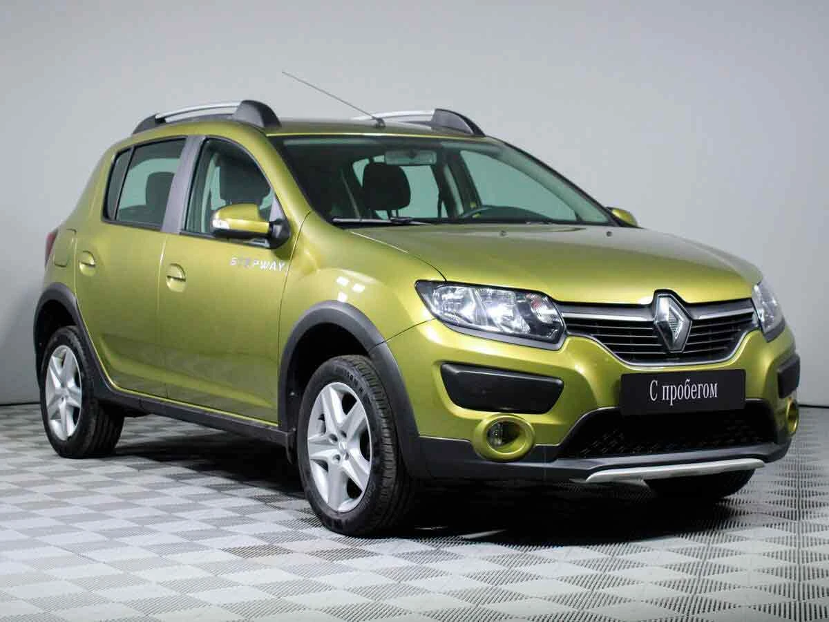 RENAULT SANDERO, Золотой, 2017, Механическая, 82 л.с., цена от 710 400 руб.