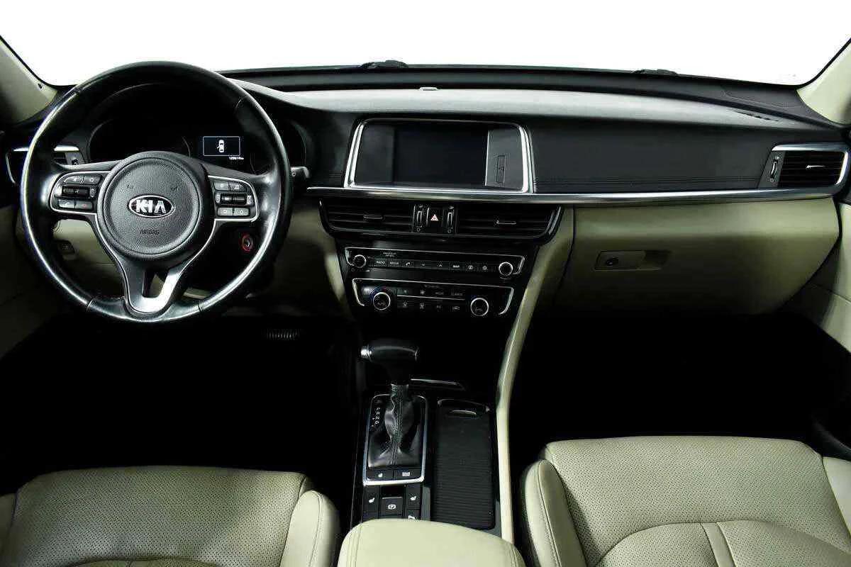 KIA Optima, Белый, 2016, Автоматическая, 188 л.с., цена от 1 180 000 руб.