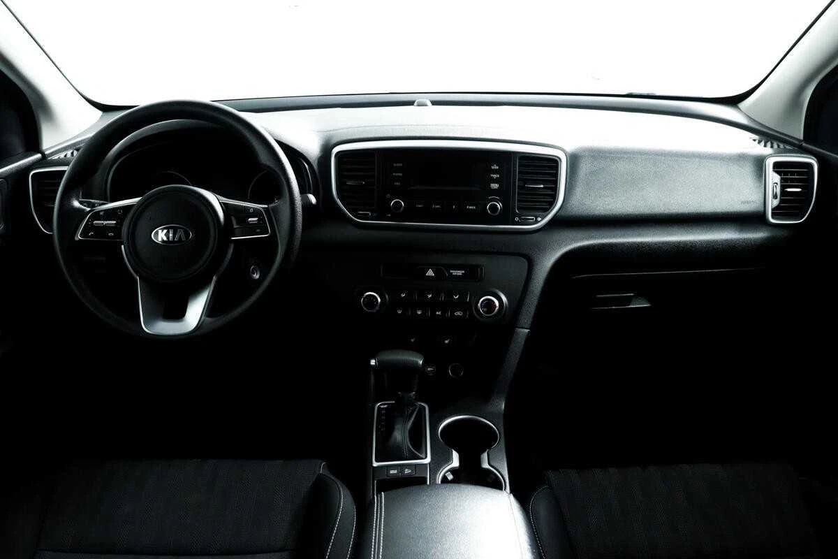 KIA SPORTAGE, Белый, 2021, Автоматическая, 150 л.с., цена от 1 376 000 руб.