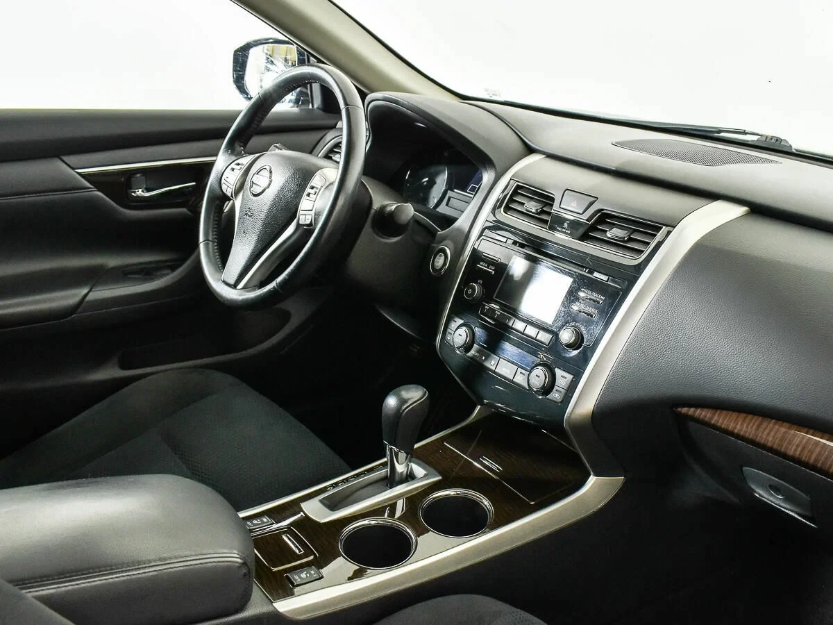 Nissan Teana, Черный, 2015, Вариатор, 173 л.с., цена от 955 000 руб.