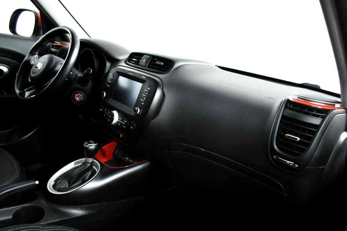 KIA Soul, Белый, 2015, Автоматическая, 123 л.с., цена от 918 000 руб.