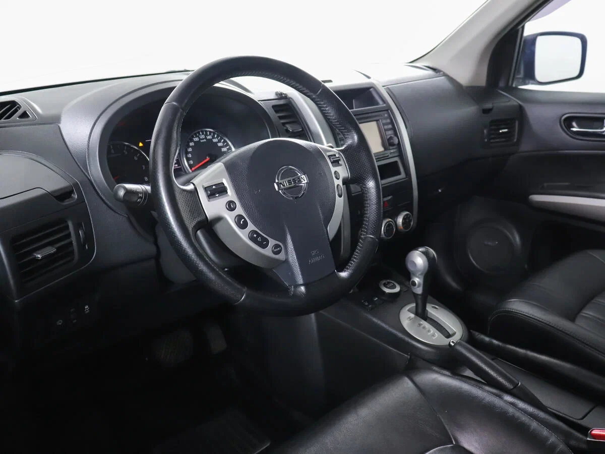 Nissan X-Trail, Белый, 2014, Вариатор, 141 л.с., цена от 822 000 руб.