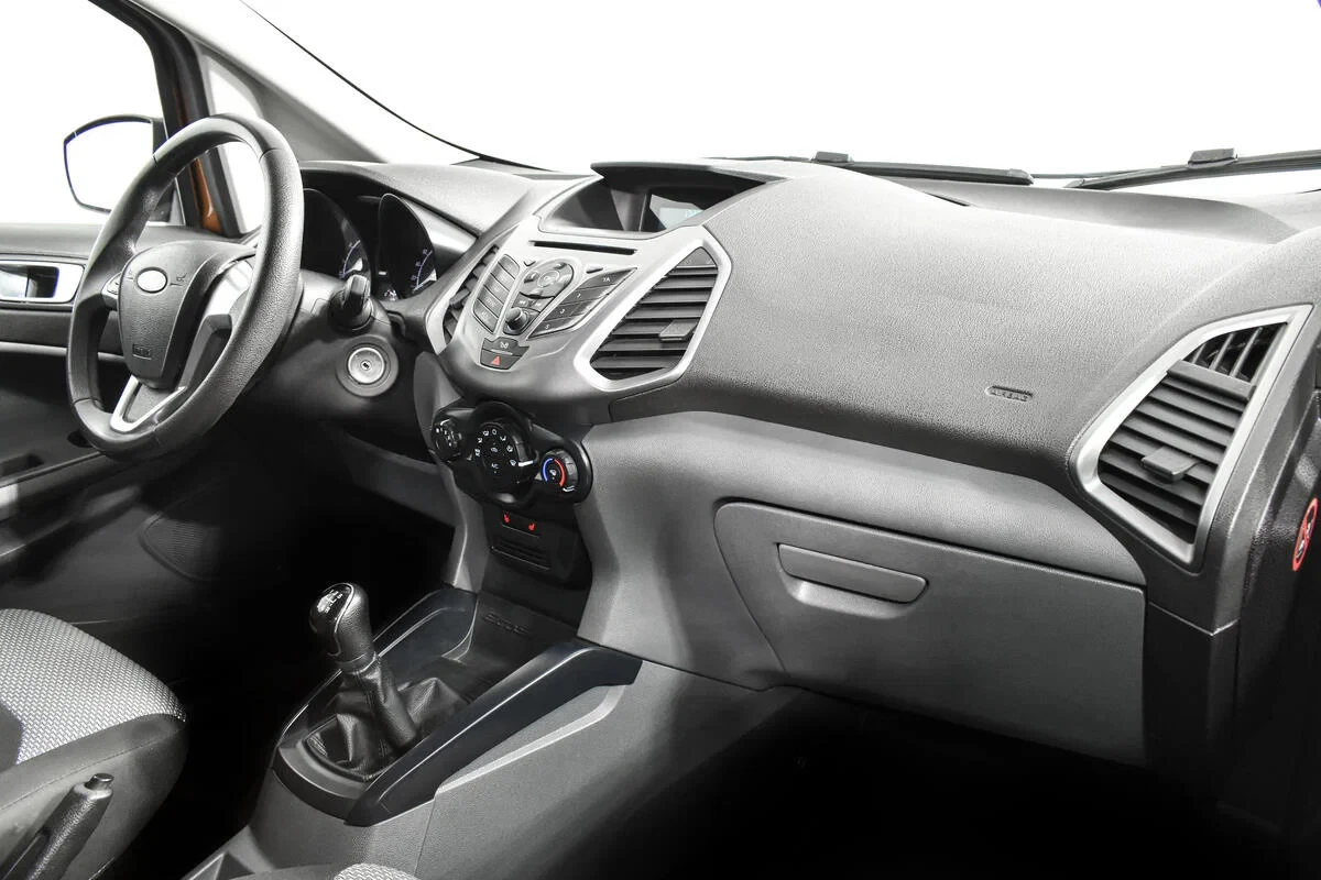 Ford EcoSport, Коричневый, 2016, Механическая, 122 л.с., цена от 689 000 руб.