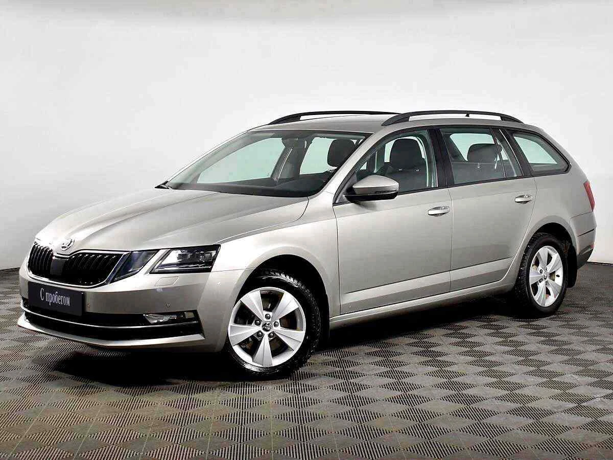 Skoda Octavia, Бежевый, 2017, Робот, 180 л.с., цена от 1 167 000 руб.
