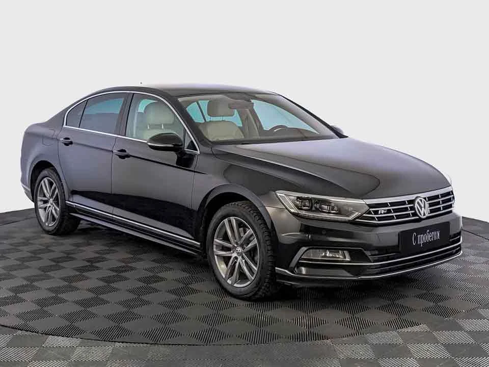 VOLKSWAGEN PASSAT, Черный, 2017, Робот, 180 л.с., цена от 1 414 400 руб.