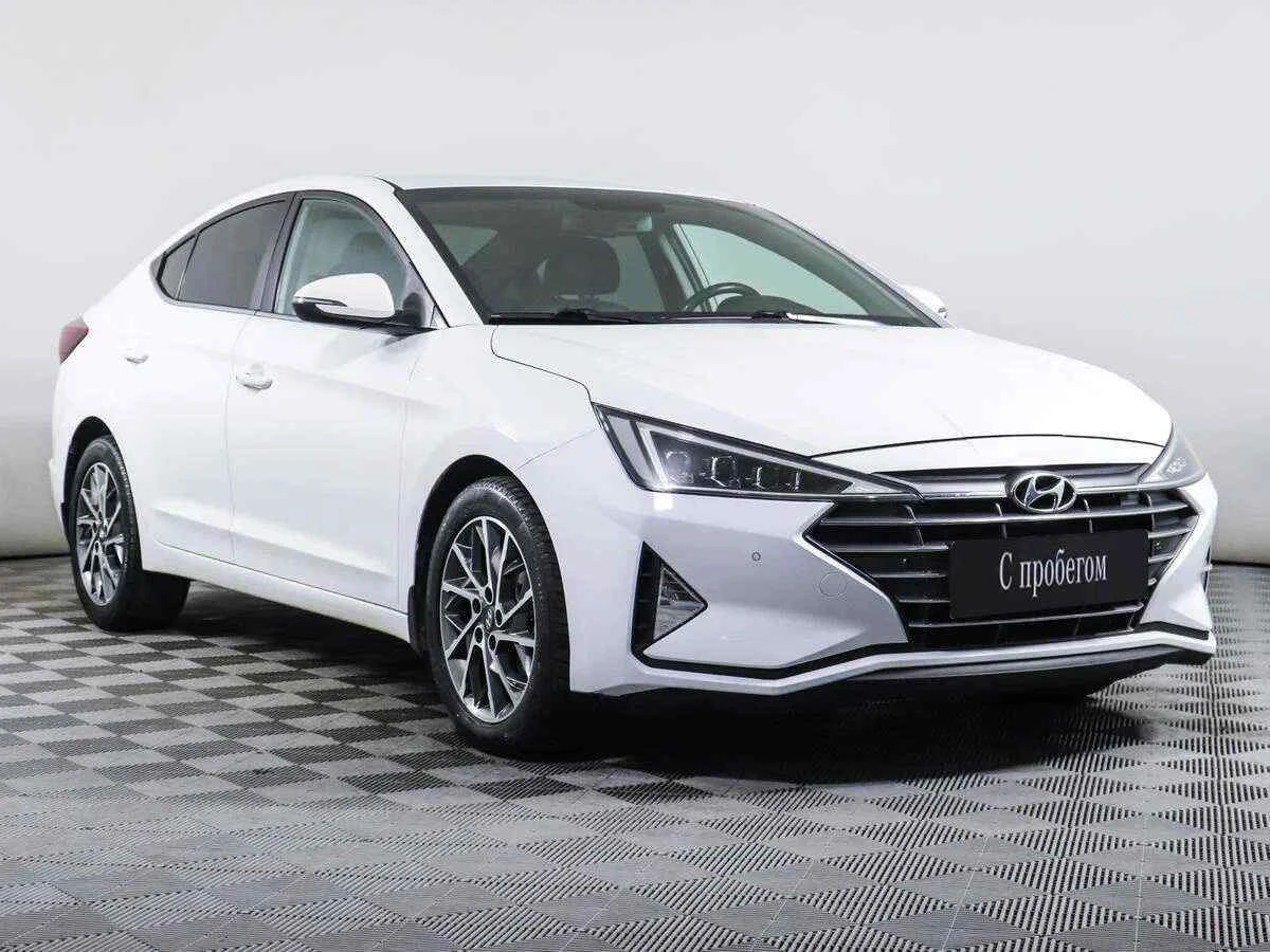 Hyundai Elantra, Белый, 2019, Автоматическая, 150 л.с., цена от 1 174 000 руб.