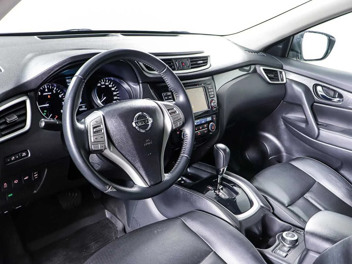 NISSAN X-TRAIL, Белый, 2017, Вариатор, 144 л.с., цена от 1 296 000 руб.