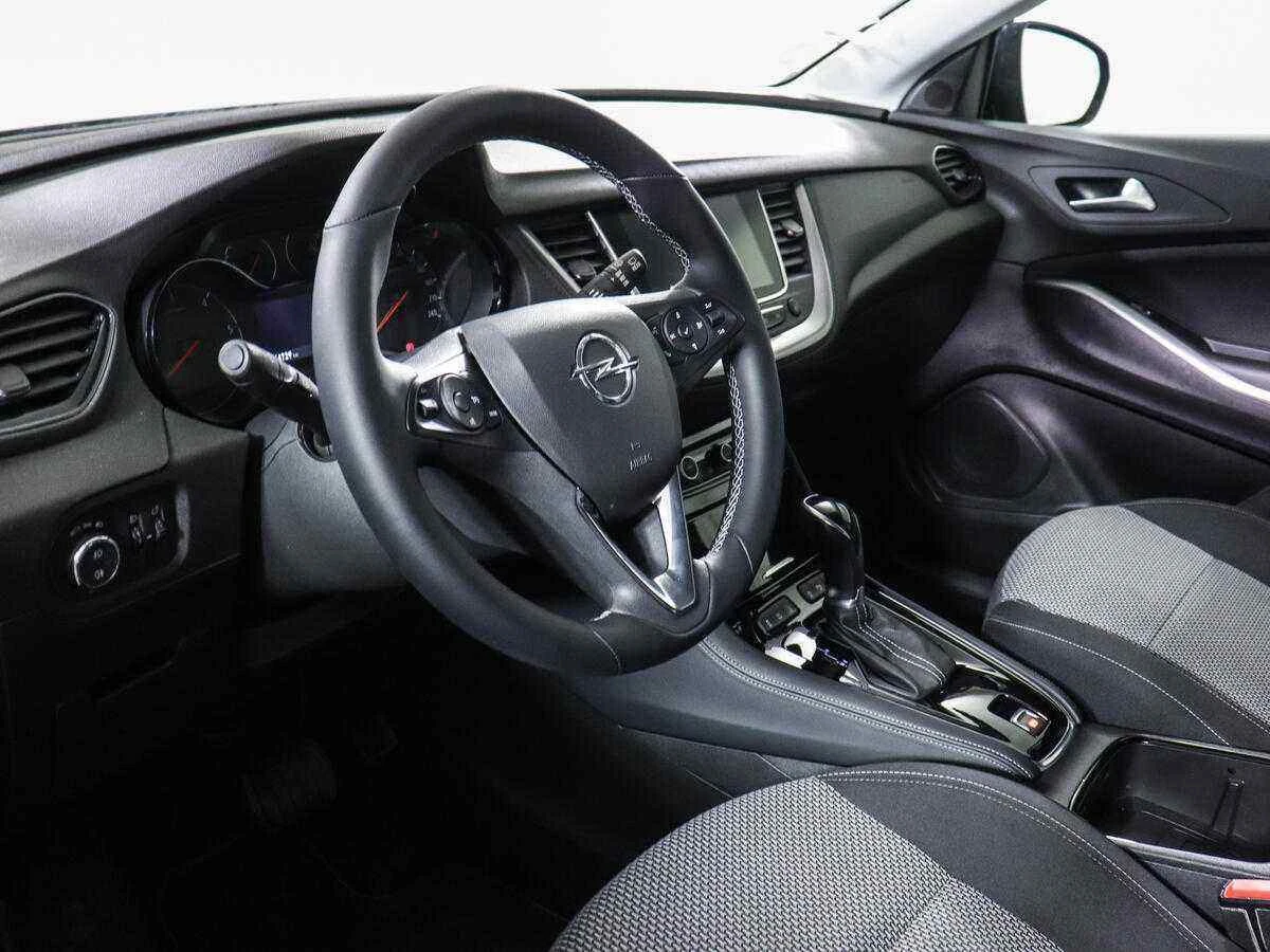 Opel Grandland, Черный, 2019, Автоматическая, 130 л.с., цена от 1 649 000 руб.