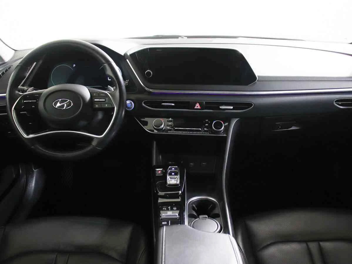 Hyundai Sonata, Белый, 2019, Автоматическая, 180 л.с., цена от 1 677 000 руб.