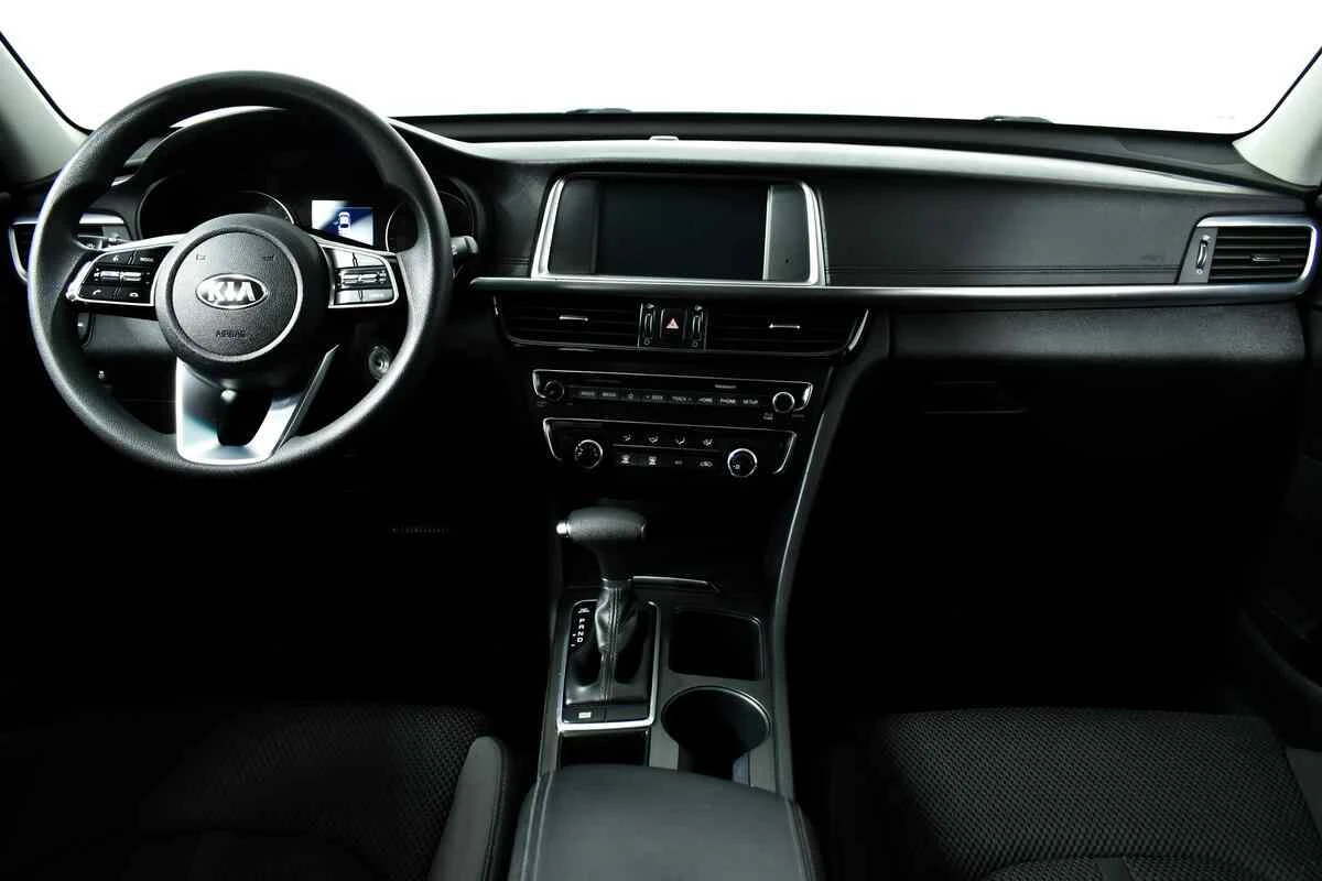KIA Optima, Серебряный, 2019, Автоматическая, 188 л.с., цена от 1 300 000 руб.