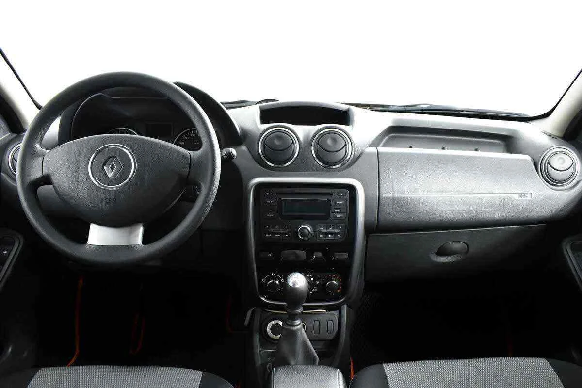 Renault Duster, Коричневый, 2013, Механическая, 135 л.с., цена от 537 000 руб.