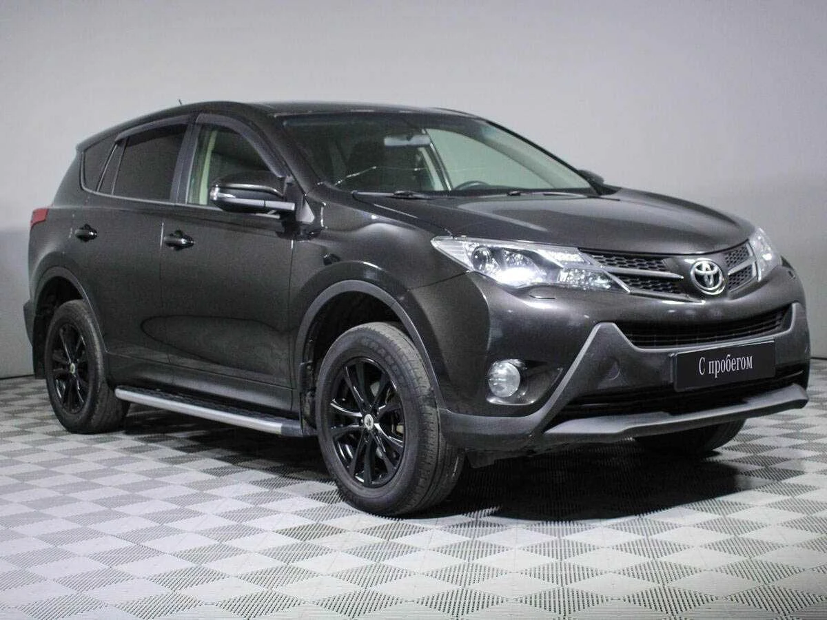 TOYOTA RAV4, Черный, 2015, Вариатор, 146 л.с., цена от 1 088 000 руб.
