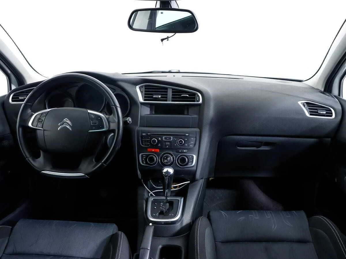 CITROEN C4, Белый, 2011, Автоматическая, 120 л.с., цена от 458 400 руб.