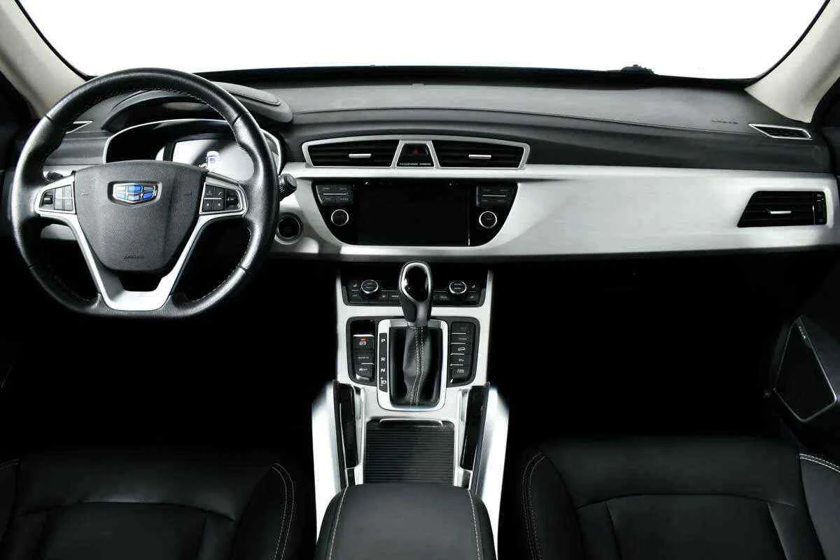 Geely Atlas, Серебряный, 2018, Автоматическая, 149 л.с., цена от 1 101 000 руб.