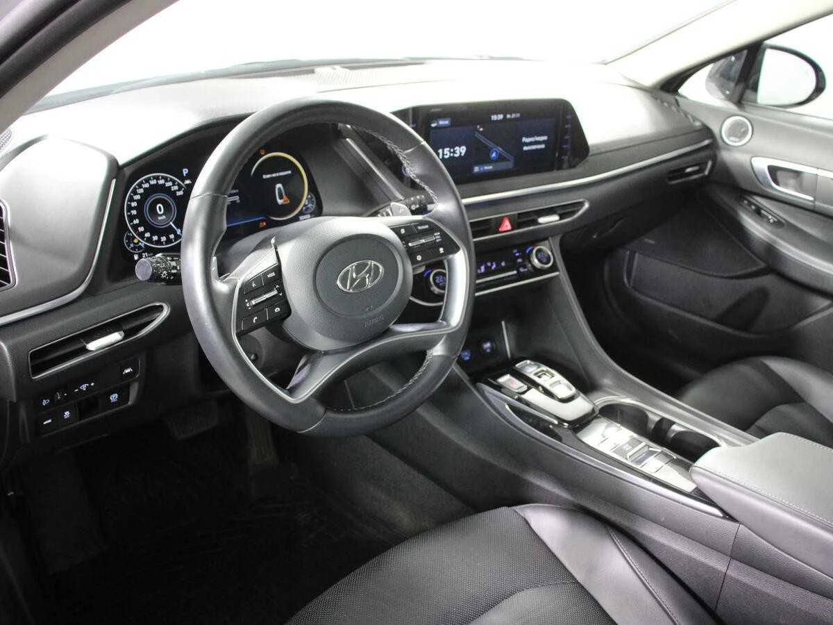 HYUNDAI SONATA, Серебряный, 2021, Автоматическая, 180 л.с., цена от 1 904 000 руб.