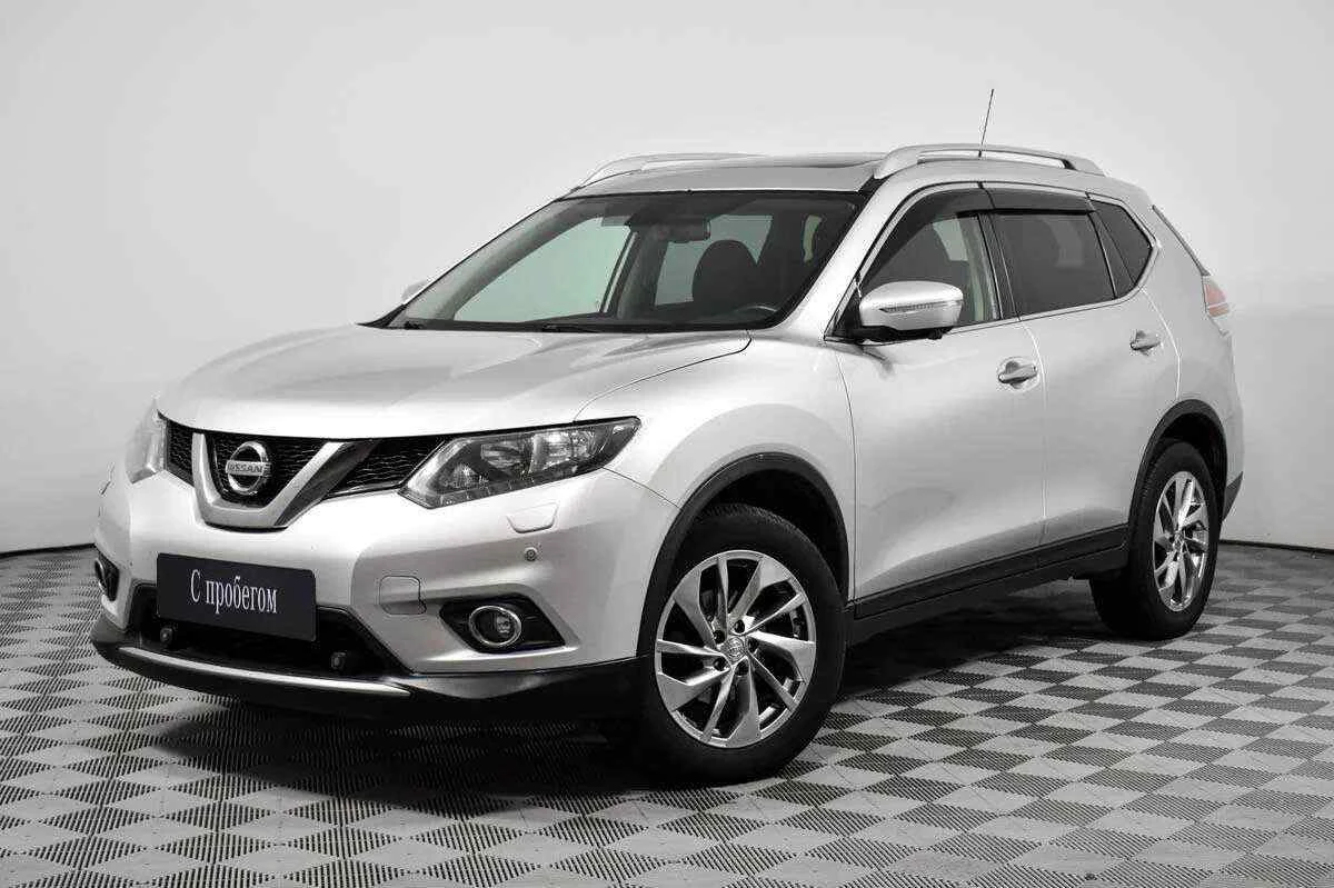 Nissan X-Trail, Серебряный, 2015, Вариатор, 171 л.с., цена от 895 000 руб.