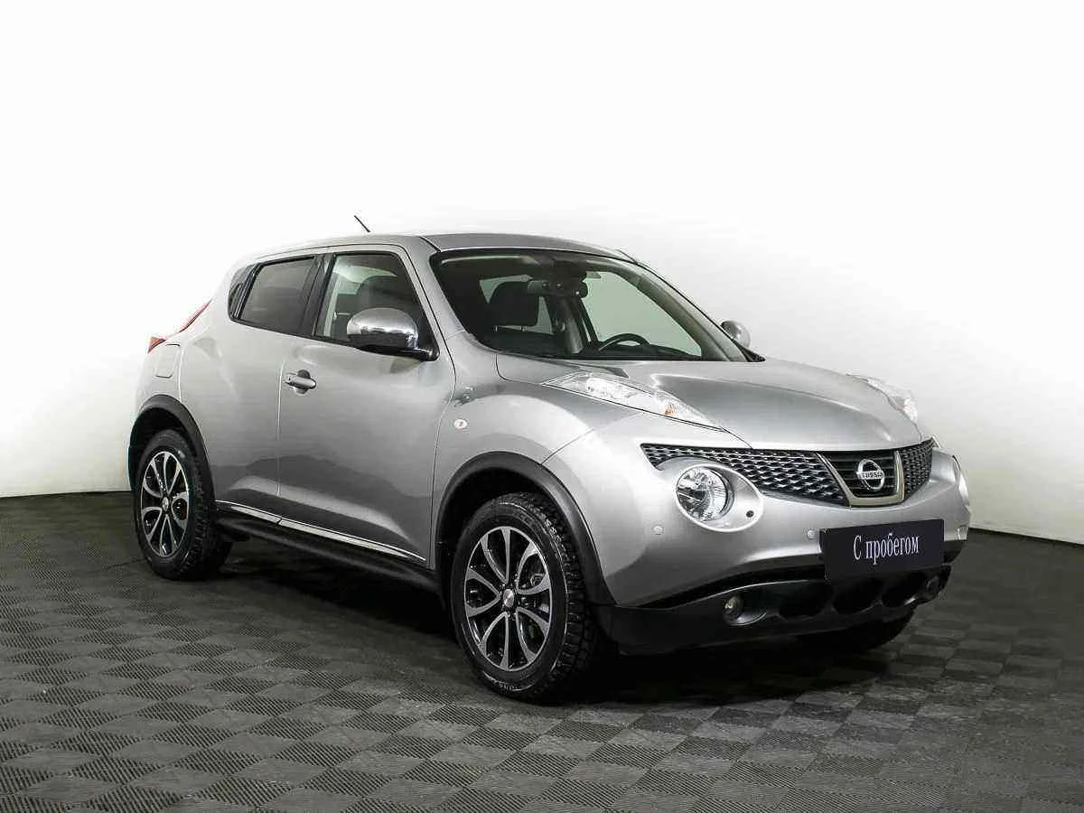 Nissan Juke, Серебряный, 2014, Вариатор, 117 л.с., цена от 740 000 руб.