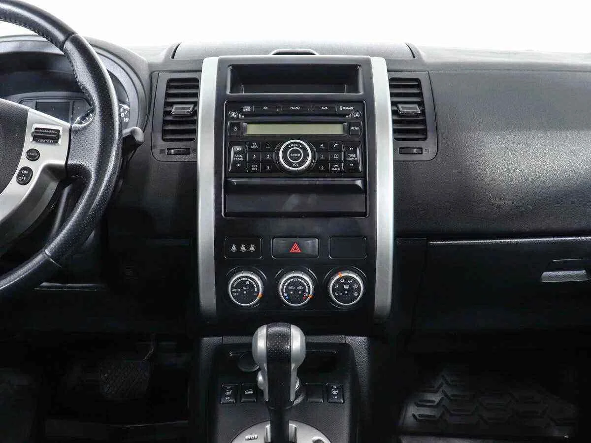 Nissan X-Trail, Серый, 2013, Вариатор, 141 л.с., цена от 888 700 руб.