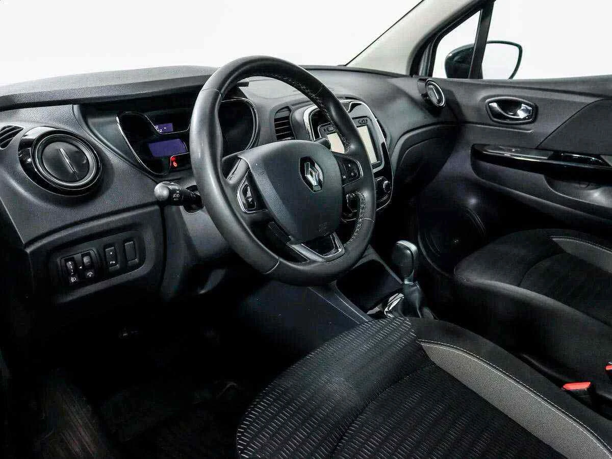 Renault Kaptur, Серебряный, 2017, Вариатор, 114 л.с., цена от 767 000 руб.