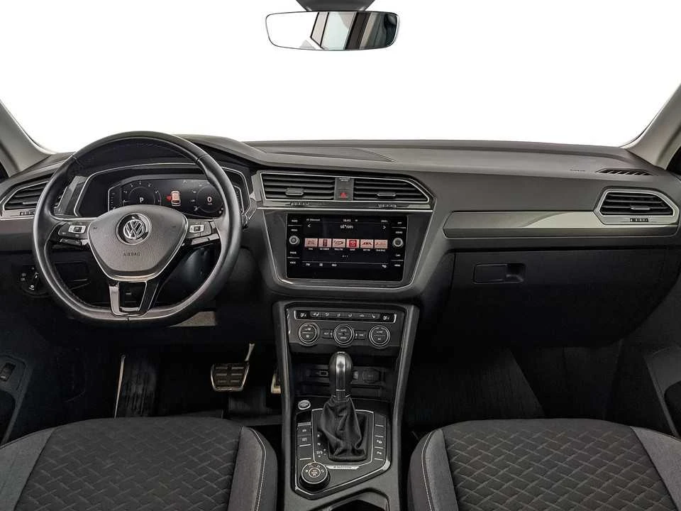 VOLKSWAGEN TIGUAN, Коричневый, 2019, Робот, 180 л.с., цена от 1 913 600 руб.