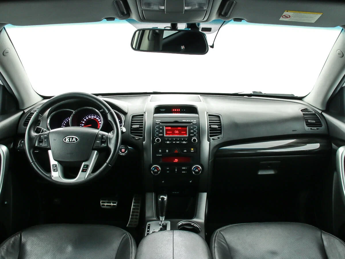 KIA Sorento, Серебряный, 2012, Автоматическая, 175 л.с., цена от 1 027 000 руб.