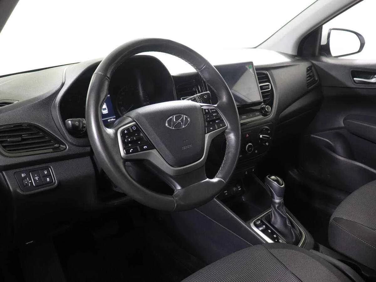 Hyundai Solaris, Белый, 2020, Автоматическая, 123 л.с., цена от 815 000 руб.