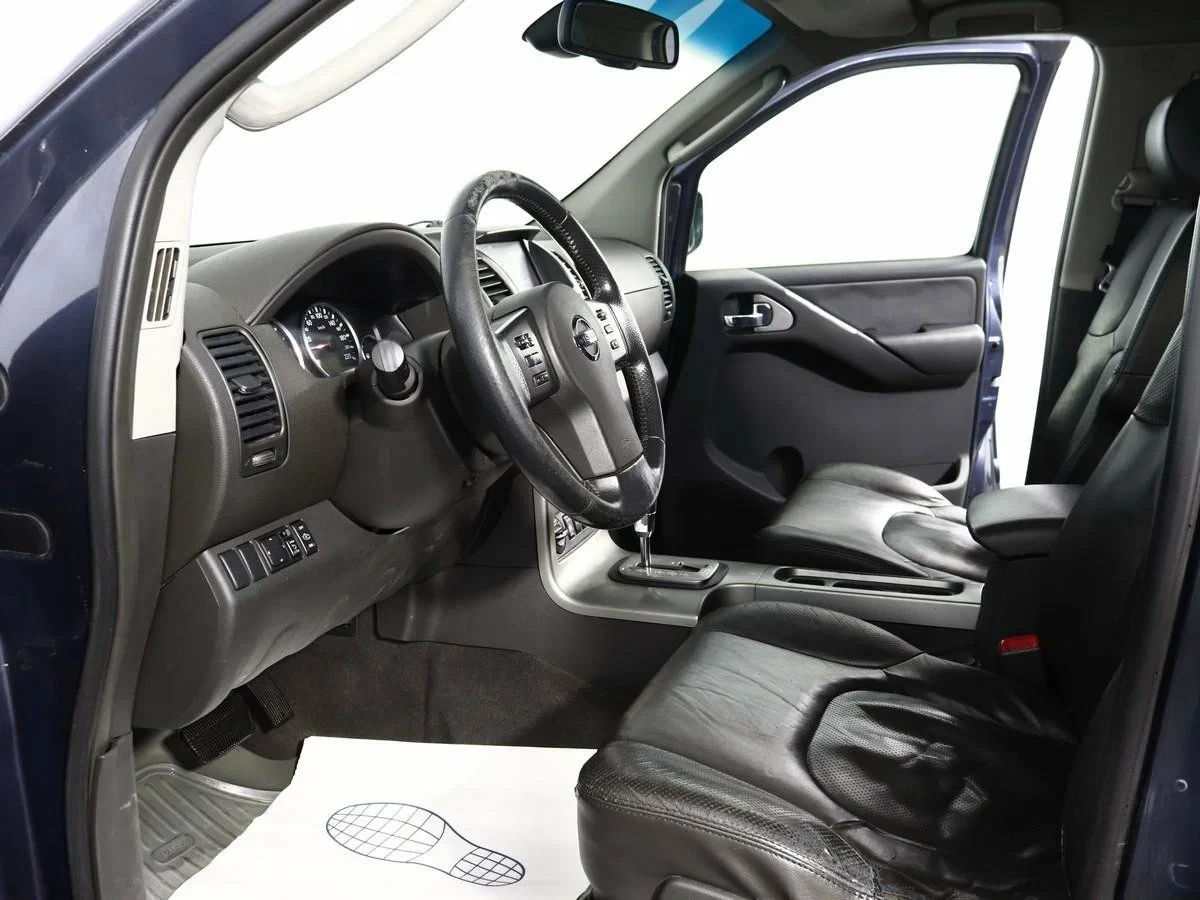 Nissan Pathfinder, Синий, 2006, Автоматическая, 174 л.с., цена от 440 000 руб.