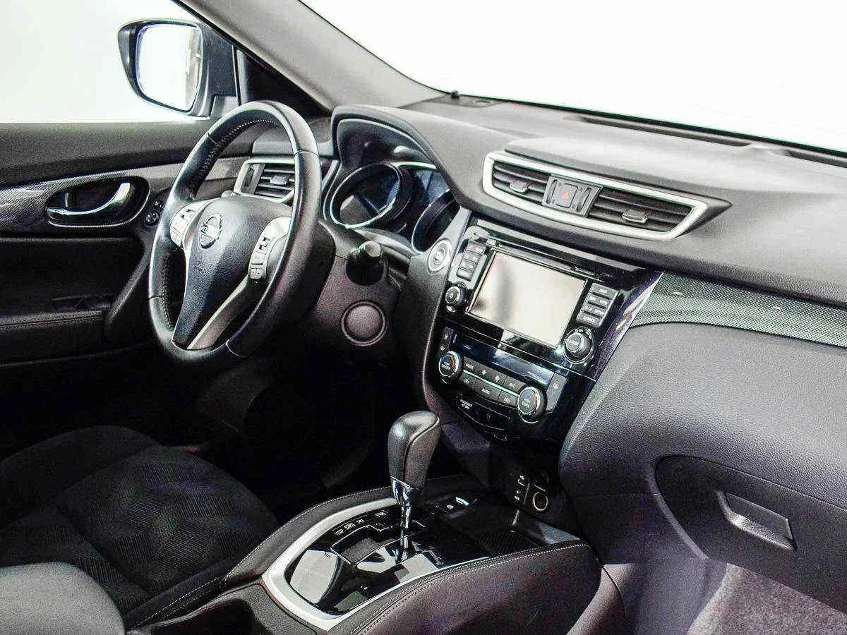 Nissan X-Trail, Серебряный, 2015, Вариатор, 144 л.с., цена от 1 166 000 руб.