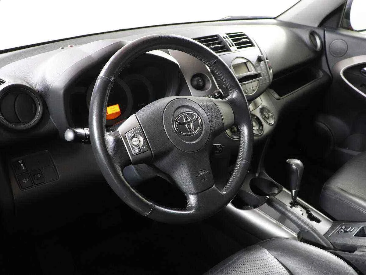 Toyota RAV 4, Красный, 2006, Автоматическая, 152 л.с., цена от 549 000 руб.