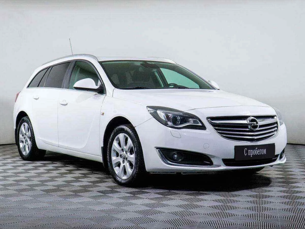 Opel Insignia, Белый, 2014, Автоматическая, 170 л.с., цена от 589 000 руб.